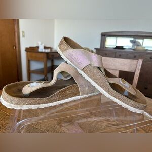 Birkenstock Pink Metallic Gizeh Size 39or US 8. Suede Soft Upper Material.